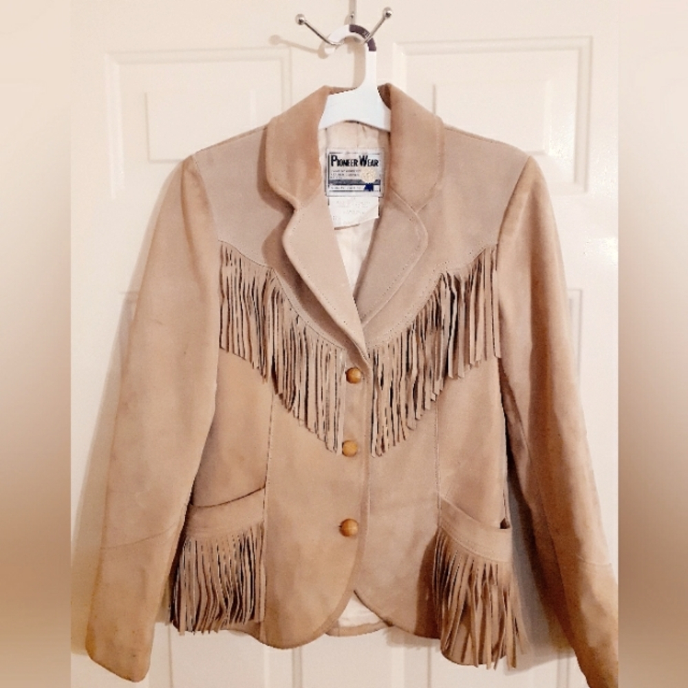Woman's Vintage Leather Jacket with Fringe